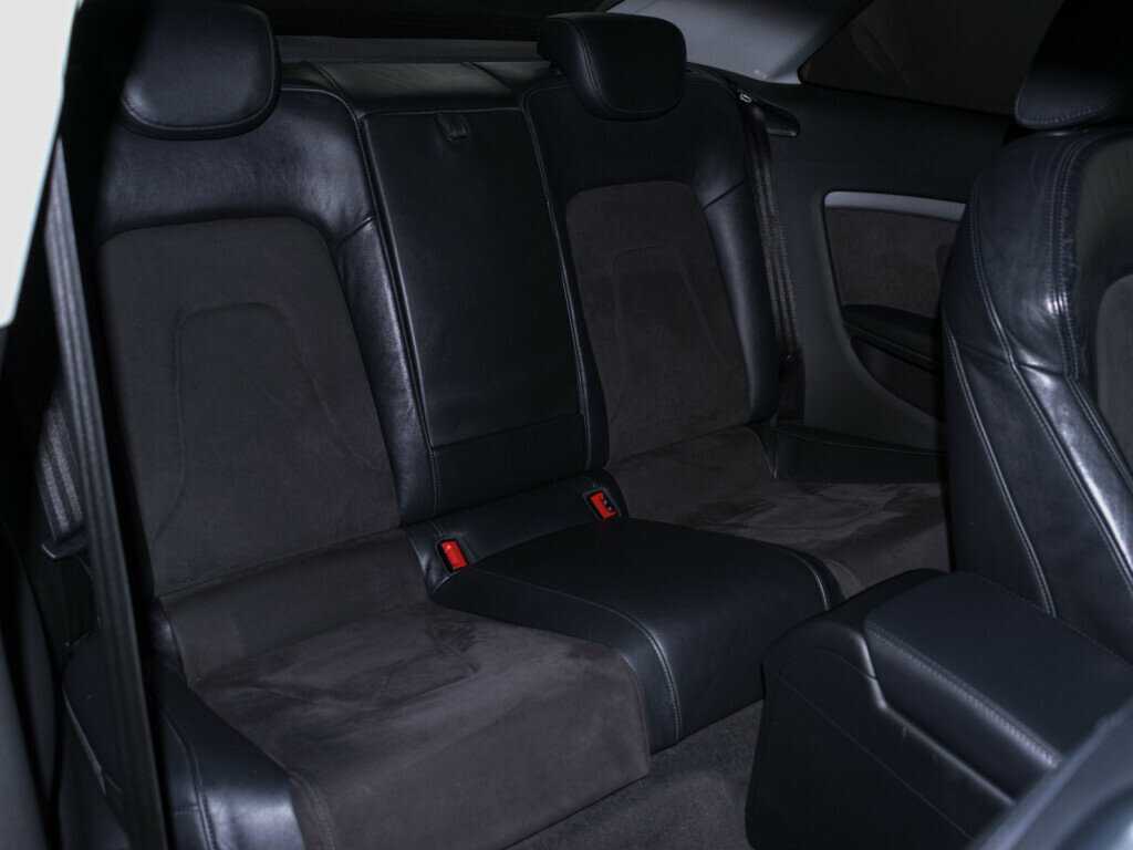 Б/У Ауди А5 2010 года. Фото: #9