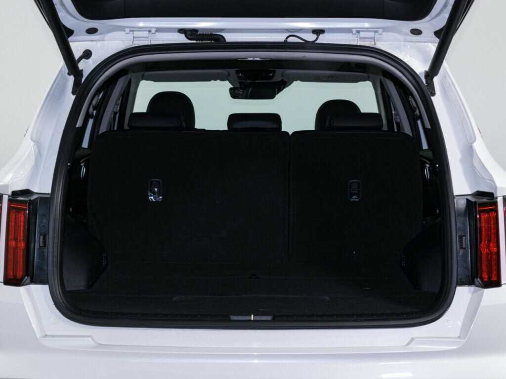 Б/У Киа Соренто 2022 года. Фото: #4