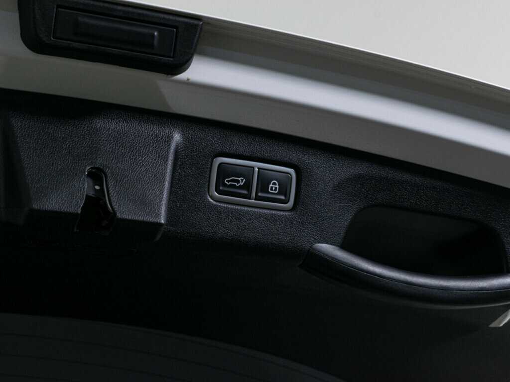 Б/У Киа Соренто 2022 года. Фото: #5