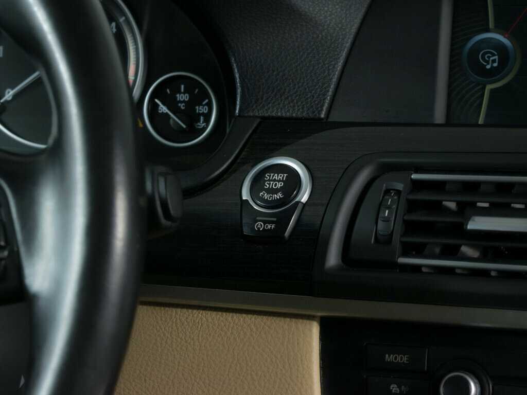 Б/У БМВ 5 серии 2011 года. Фото: #14