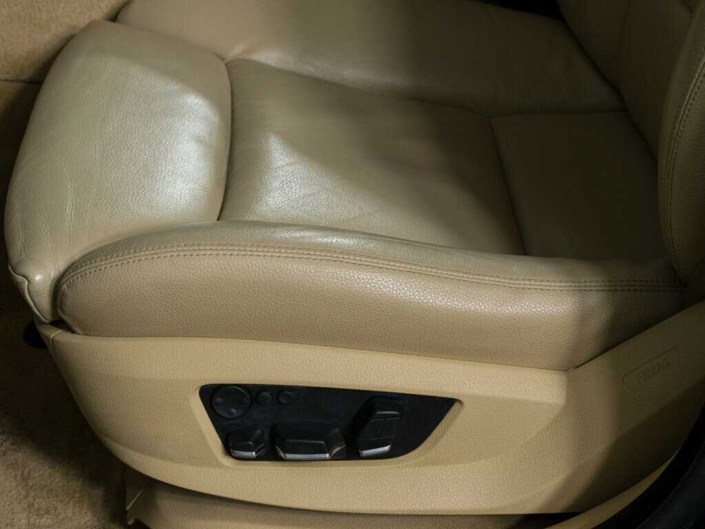 Б/У БМВ 5 серии 2011 года. Фото: #17