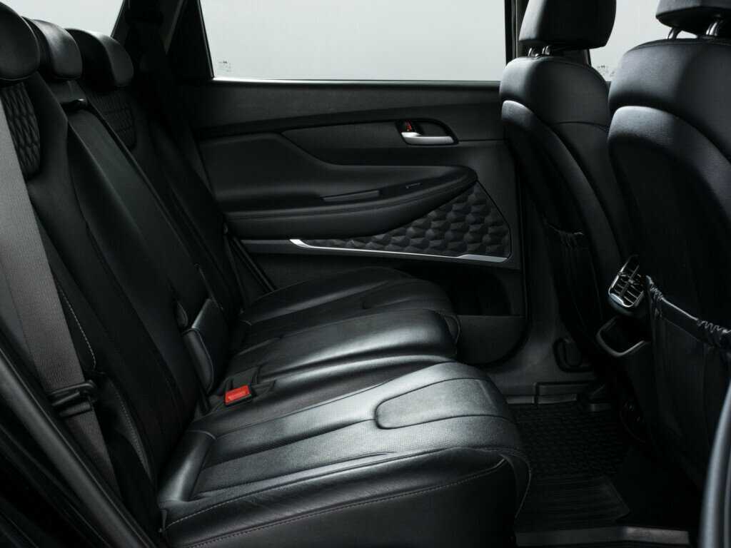 Б/У Хендай Санта Фе 2019 года. Фото: #12