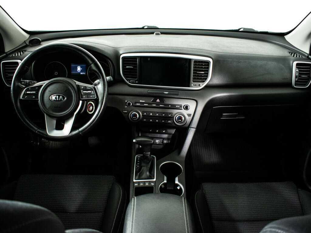 Б/У Киа Спортейдж 2020 года. Фото: #10