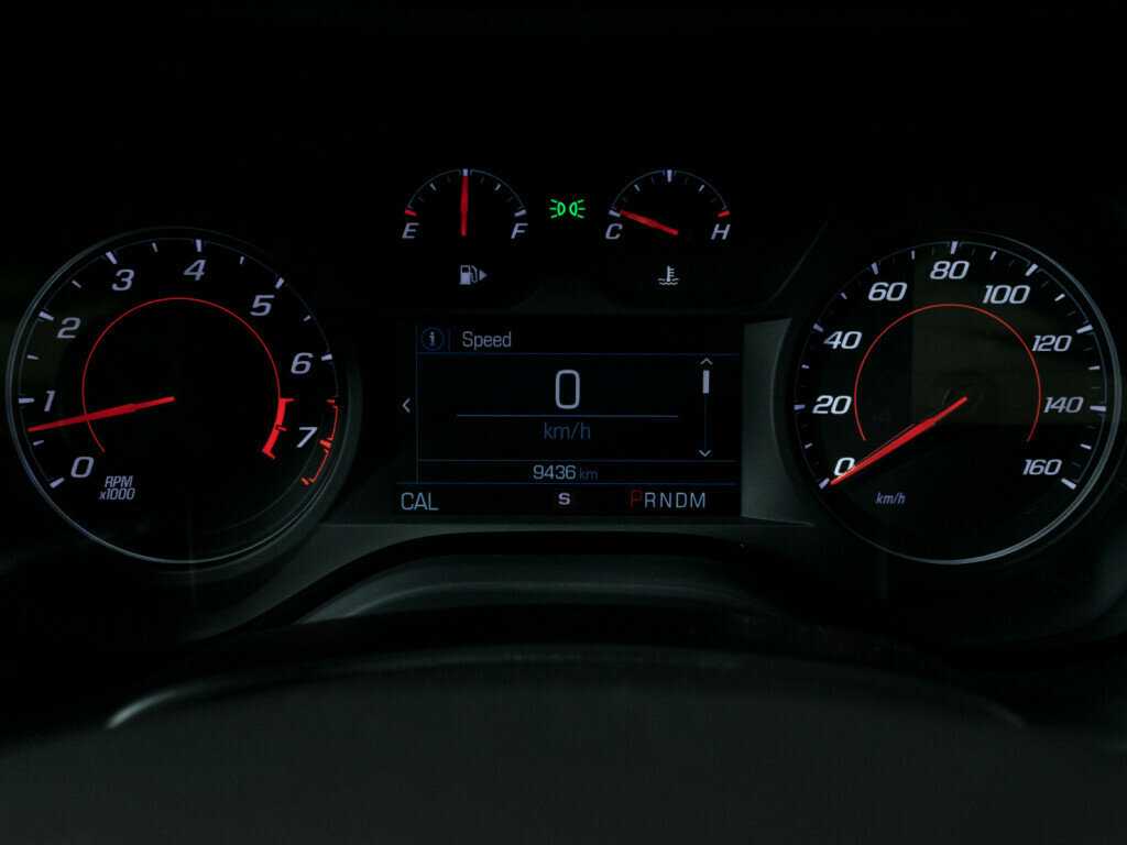 Б/У Шевроле Камаро 2022 года. Фото: #9