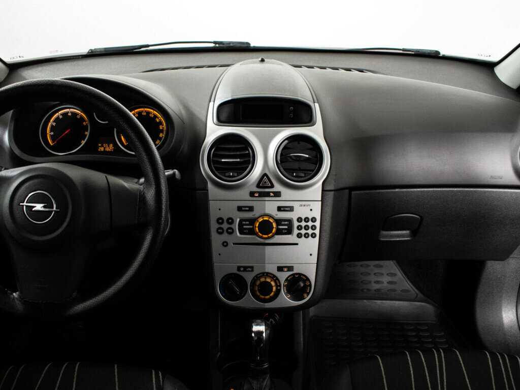 Б/У Опель Корса 2010 года. Фото: #10