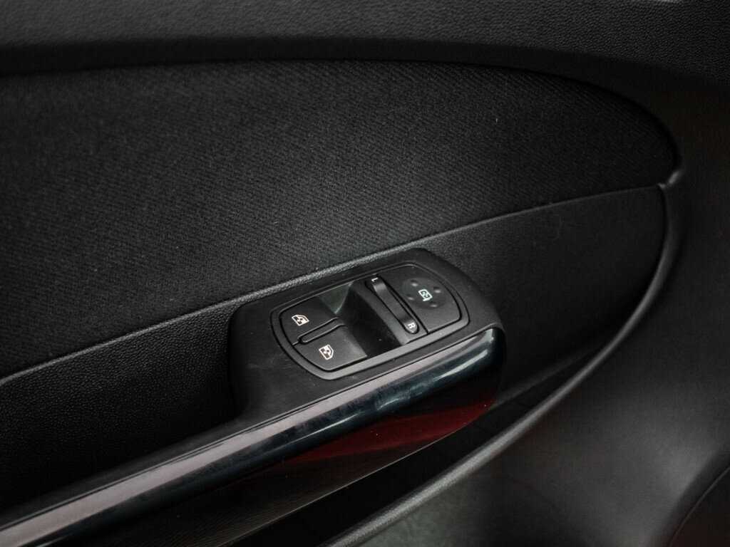 Б/У Опель Корса 2010 года. Фото: #13