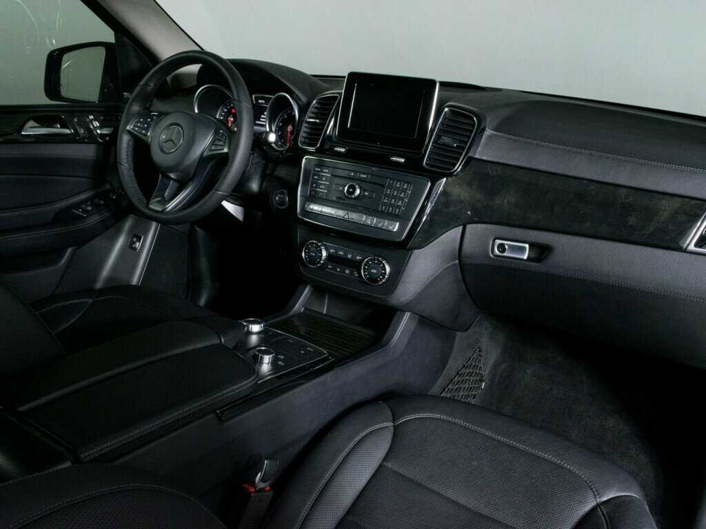 Б/У Мерседес-Бенц ГЛЕ 2015 года. Фото: #10