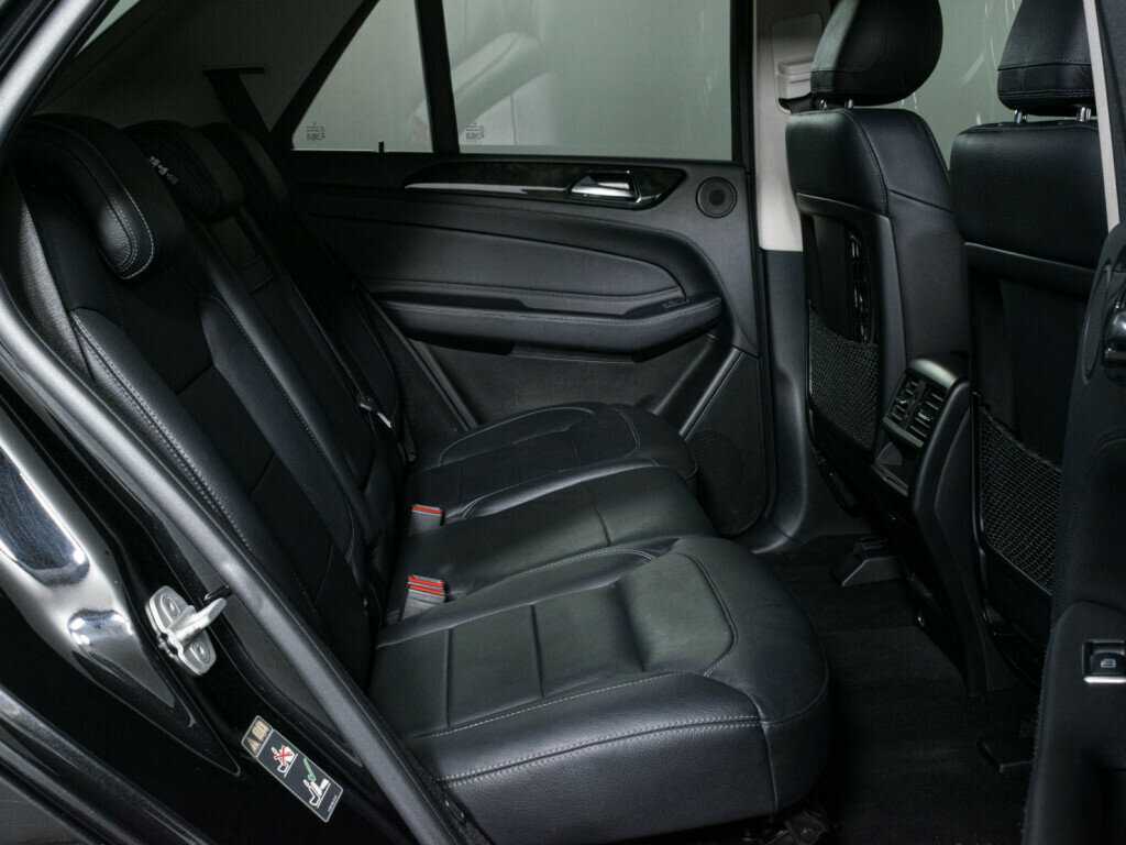 Б/У Мерседес-Бенц ГЛЕ 2015 года. Фото: #12