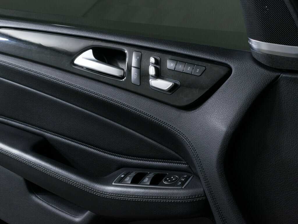 Б/У Мерседес-Бенц ГЛЕ 2015 года. Фото: #17