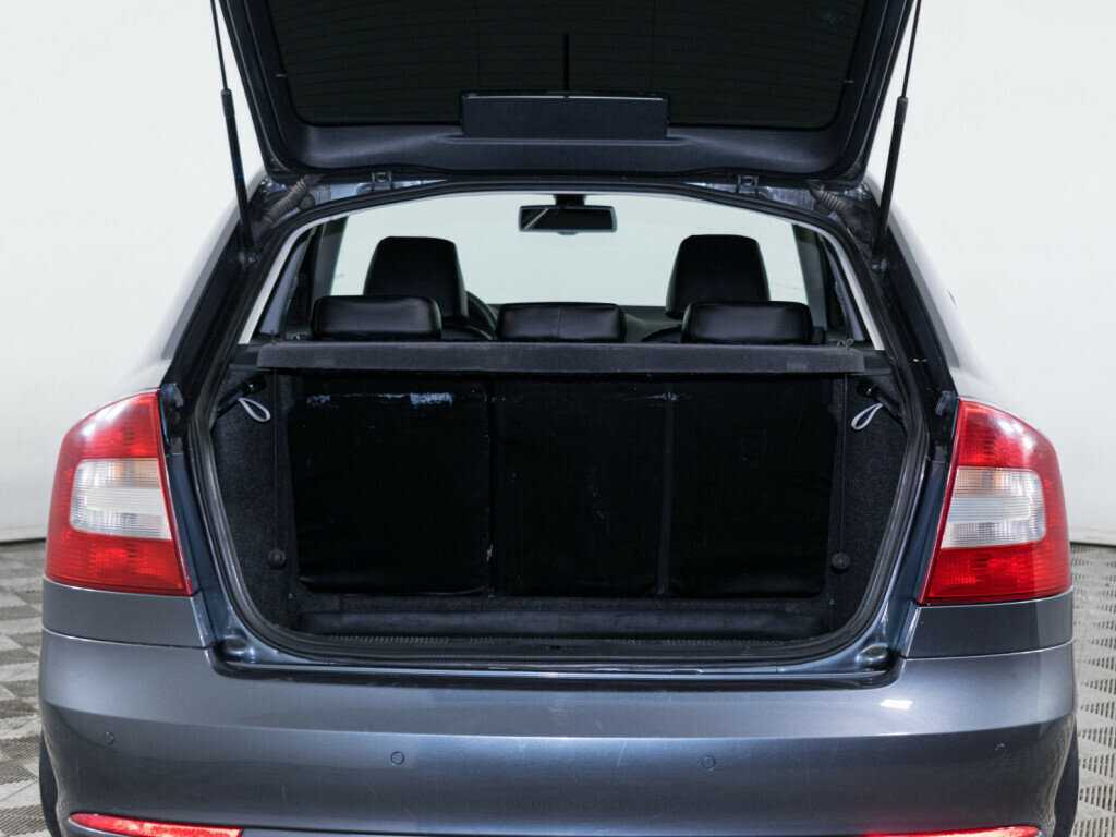 Б/У Шкода Октавия 2011 года. Фото: #6