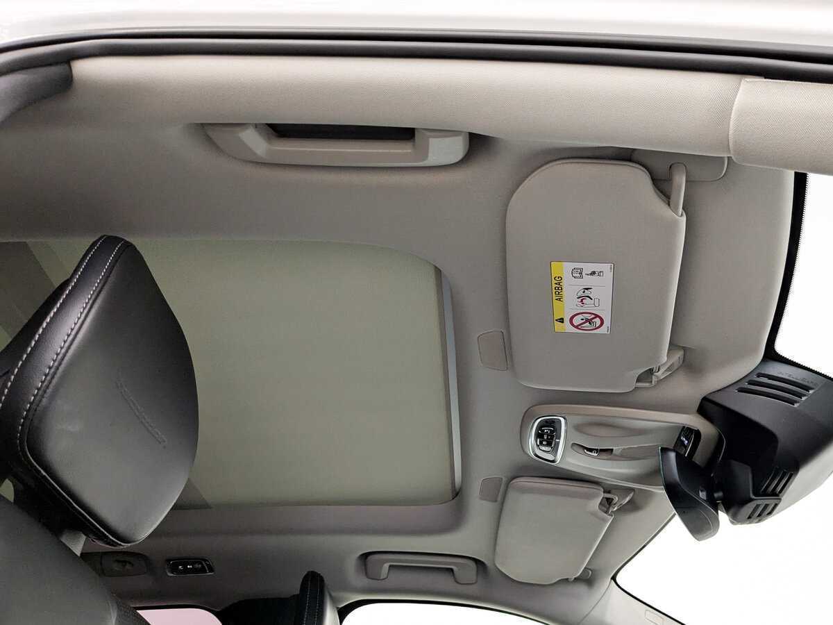 Б/У Вольво ИксЦ90 2017 года. Фото: #22