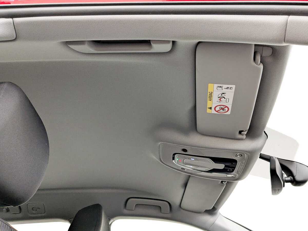 Б/У Ауди А4 2017 года. Фото: #19