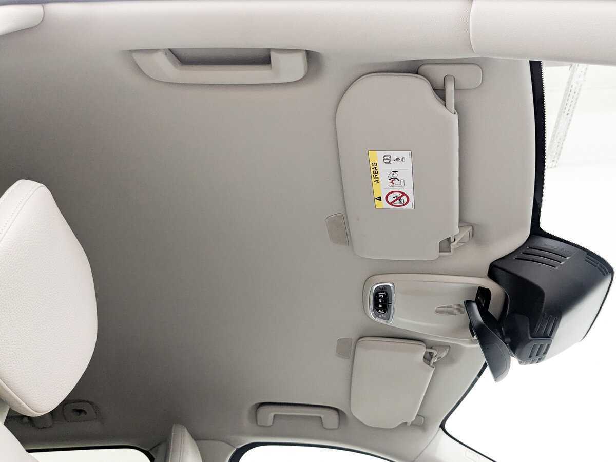 Б/У Вольво ИксЦ90 2017 года. Фото: #21