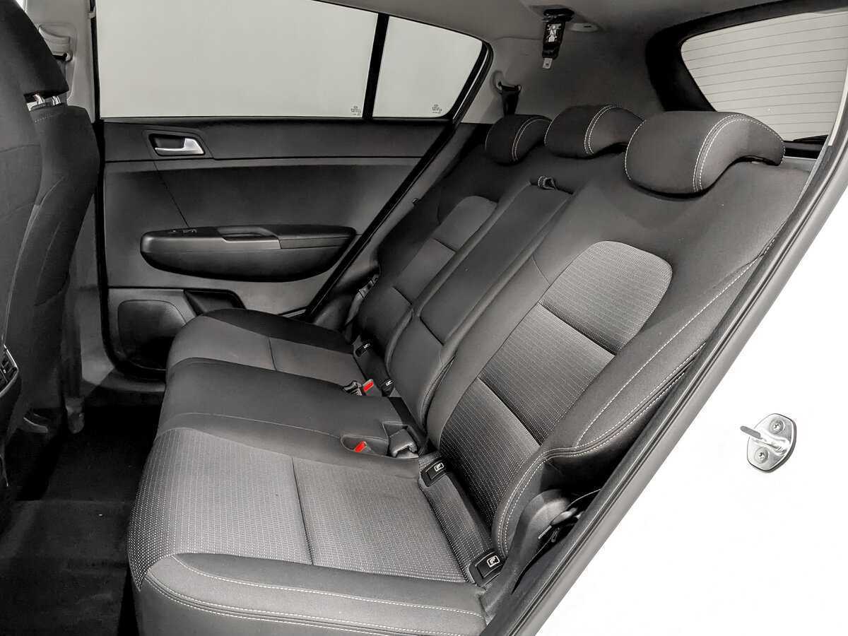 Б/У Киа Спортейдж 2021 года. Фото: #11