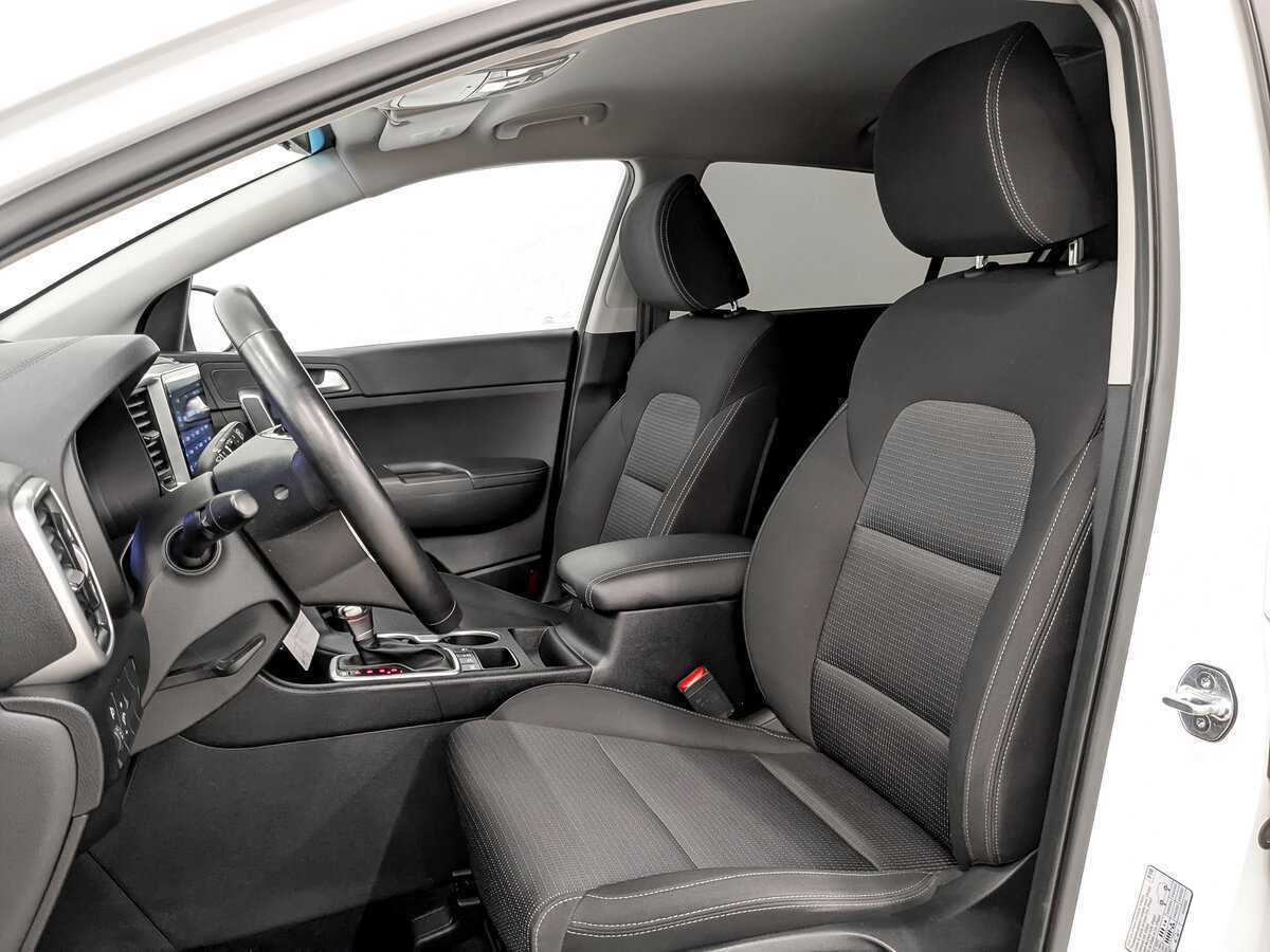 Б/У Киа Спортейдж 2021 года. Фото: #17