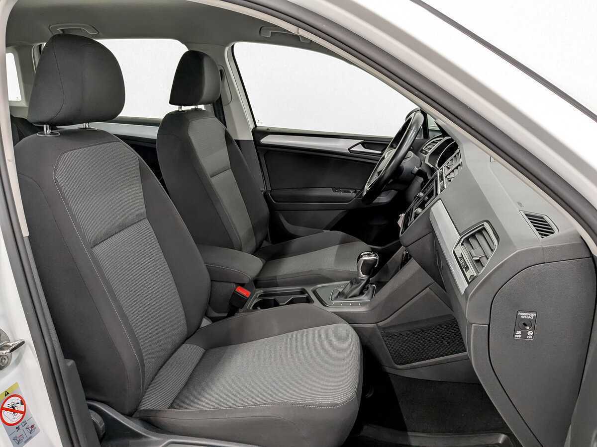 Б/У Фольксваген Тигуан 2021 года. Фото: #18