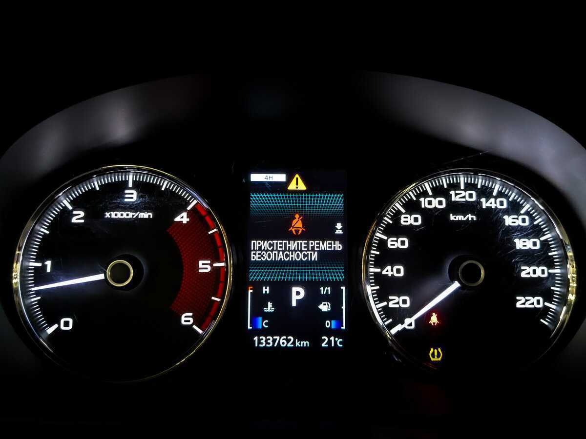 Б/У Митсубиши Паджеро Спорт 2019 года. Фото: #12