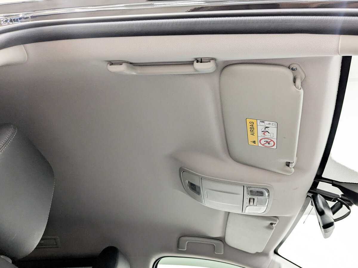 Б/У Митсубиши Паджеро Спорт 2019 года. Фото: #19