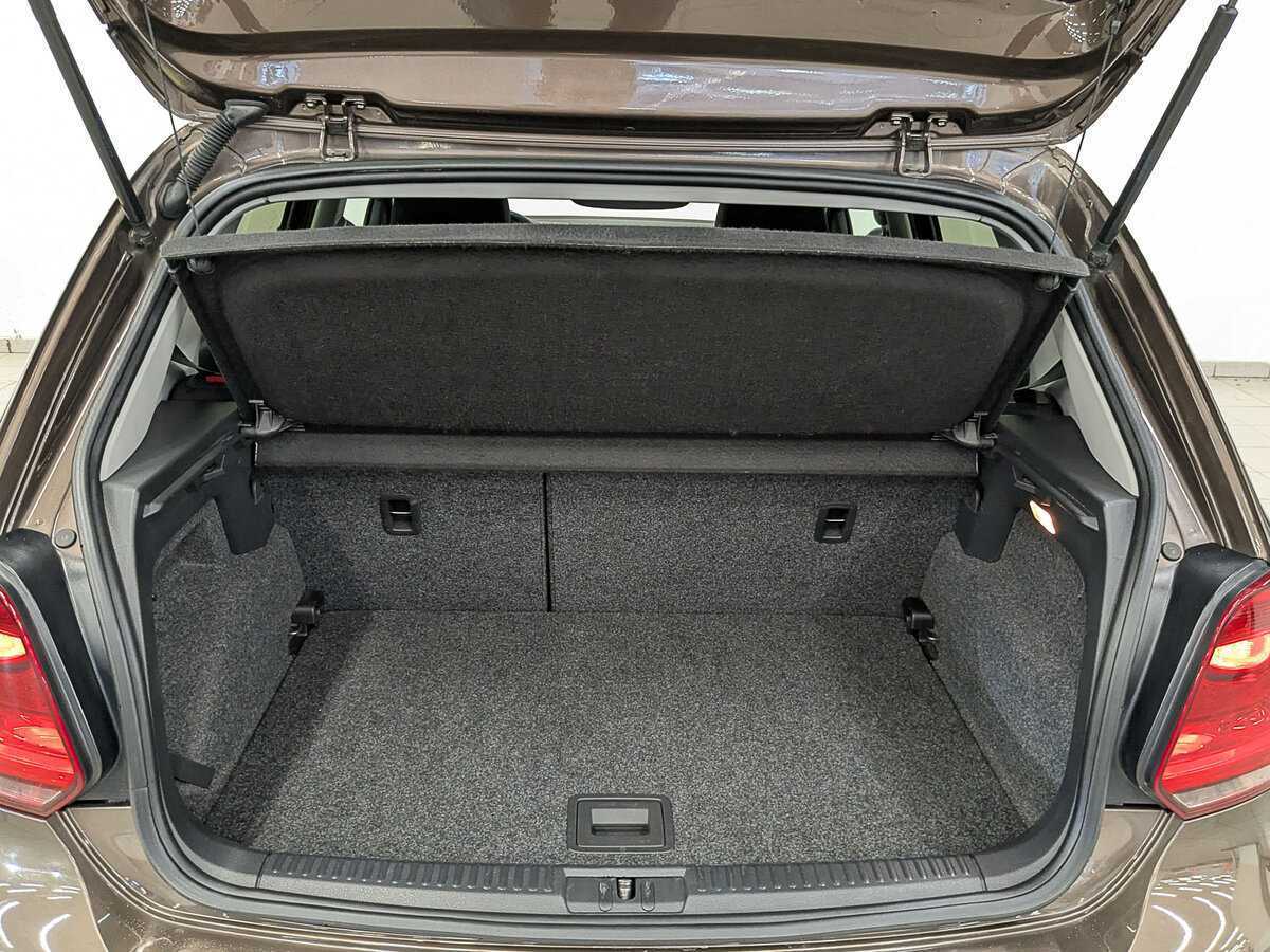 Б/У Фольксваген Поло 2011 года. Фото: #9