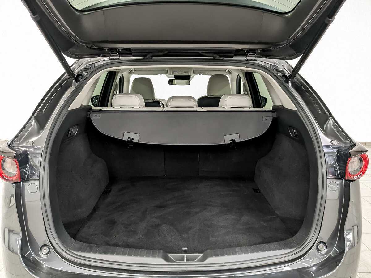 Б/У Мазда Ц-Икс-5 2017 года. Фото: #9