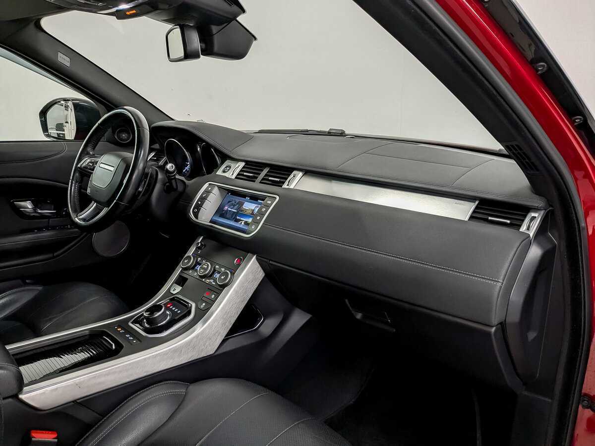 Б/У Лэнд Ровер Рэнж Ровер Эвок 2017 года. Фото: #10