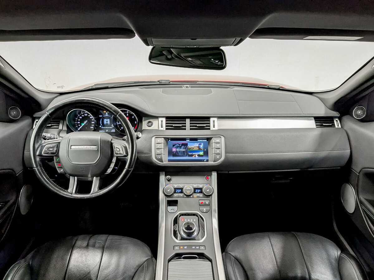 Б/У Лэнд Ровер Рэнж Ровер Эвок 2017 года. Фото: #13