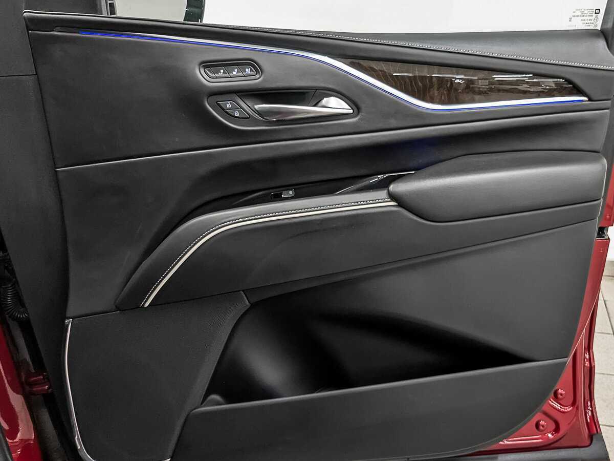 Б/У Кадиллак Эскалэйд 2021 года. Фото: #21