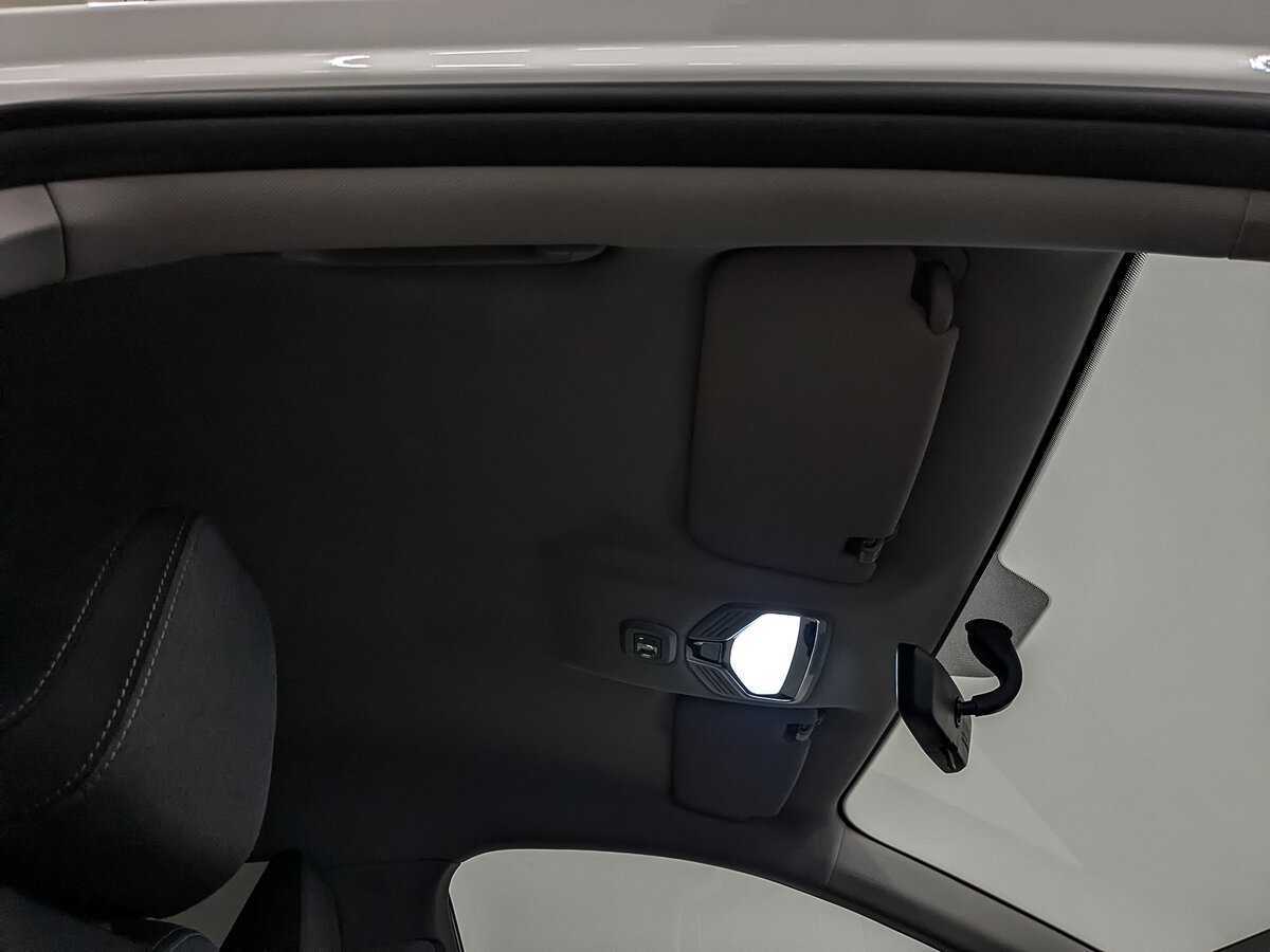 Б/У Джили Эмгранд 2024 года. Фото: #20