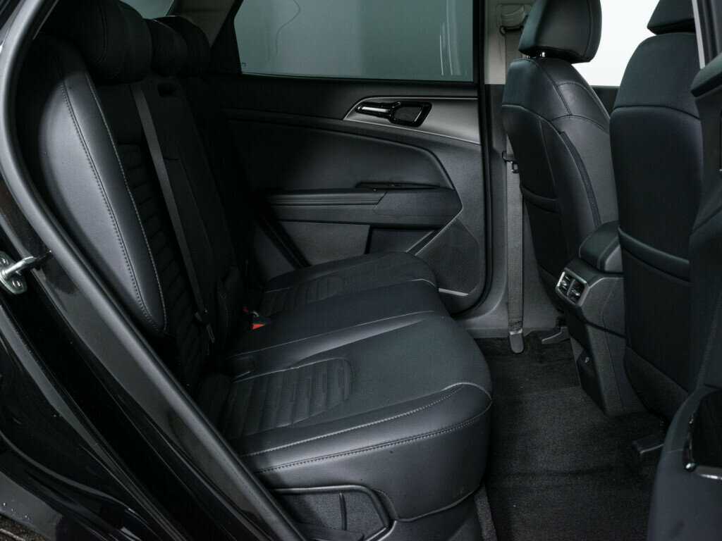 Б/У Киа Спортейдж 2023 года. Фото: #11