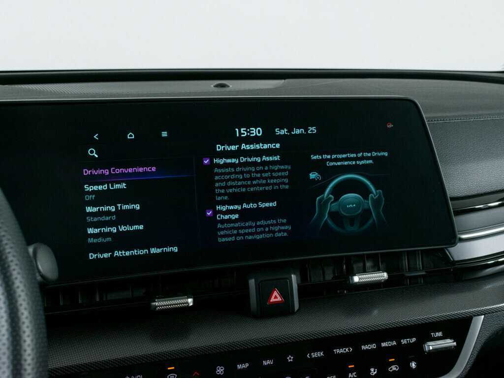 Б/У Киа Спортейдж 2023 года. Фото: #19