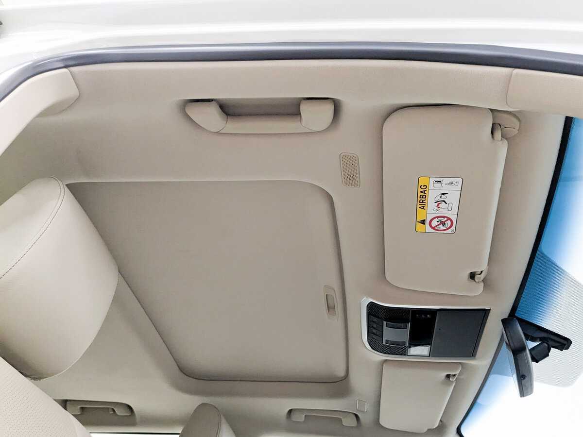 Б/У Тойота Лэнд Крузер 2022 года. Фото: #21