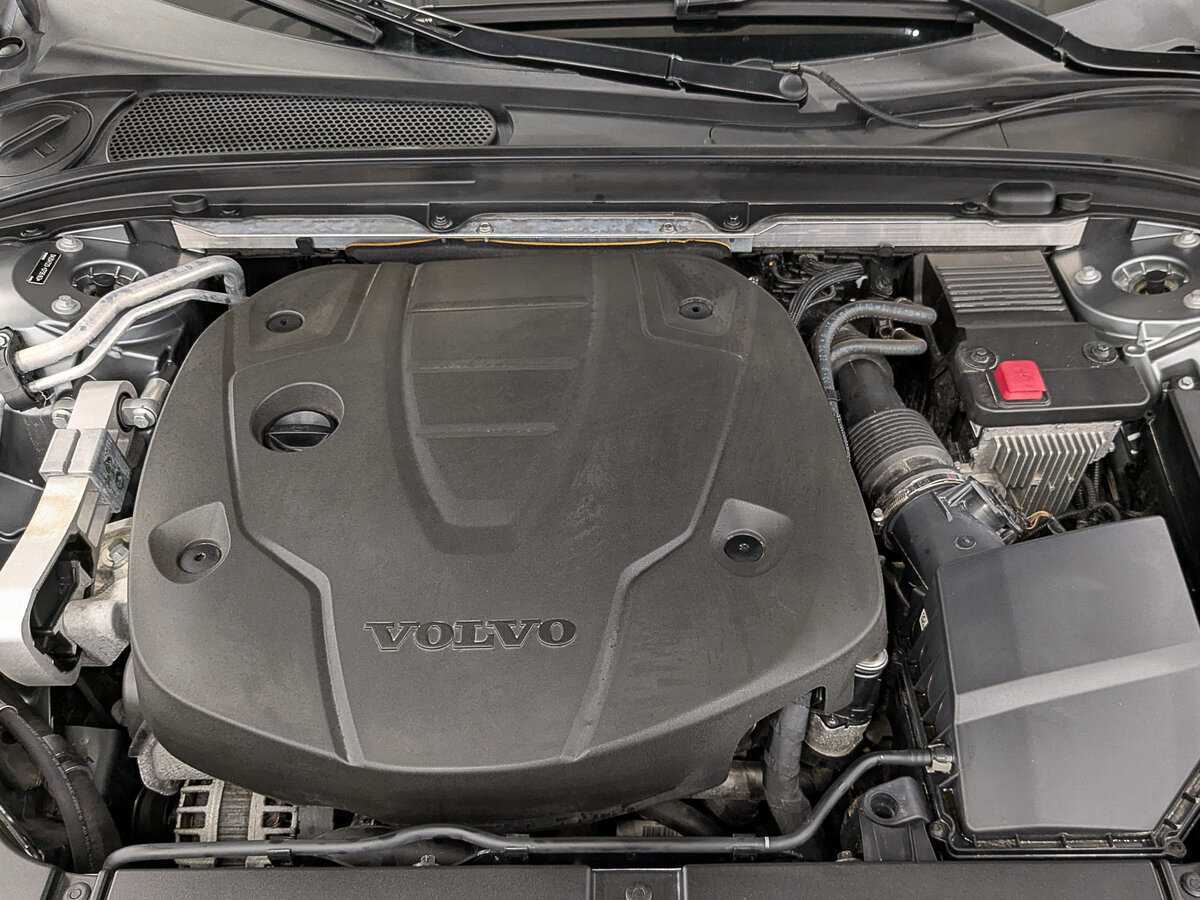 Б/У Вольво В90 Кросс Кантри 2018 года. Фото: #8