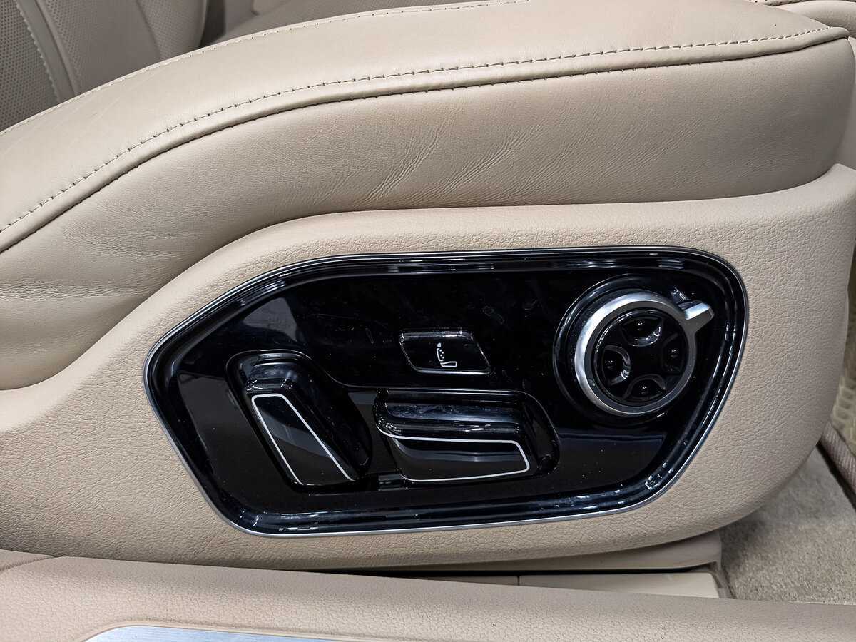 Б/У Ауди А8 2014 года. Фото: #24