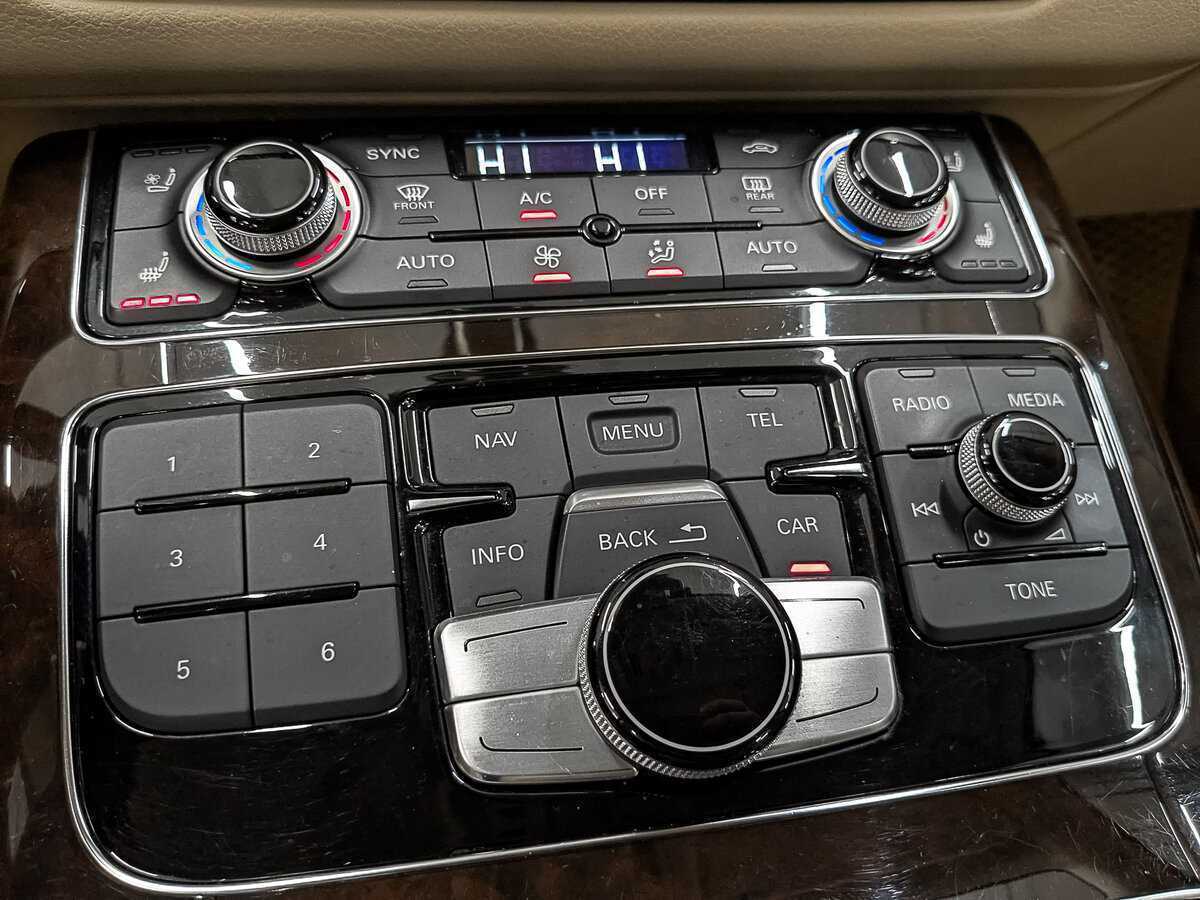 Б/У Ауди А8 2014 года. Фото: #27