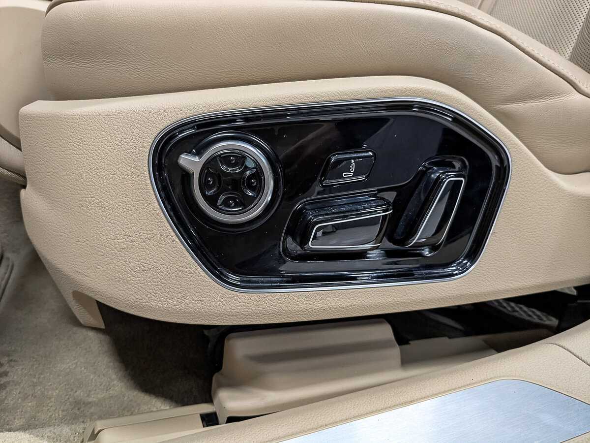 Б/У Ауди А8 2014 года. Фото: #29