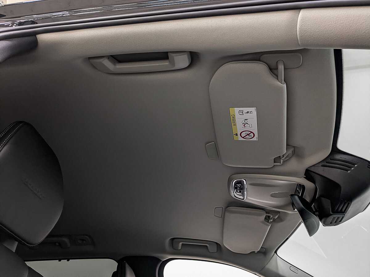 Б/У Вольво ИксЦ90 2020 года. Фото: #22