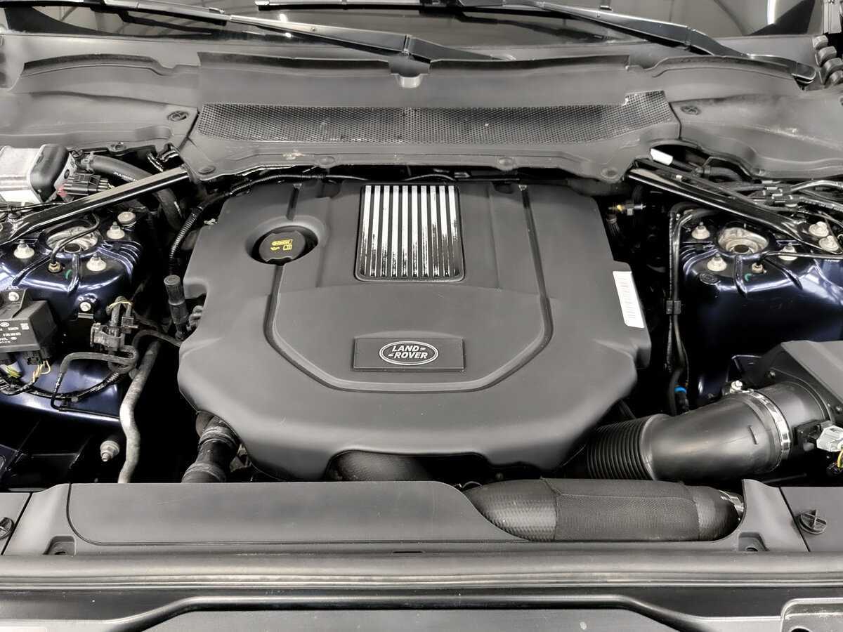 Б/У Лэнд Ровер Дискавери 2018 года. Фото: #8