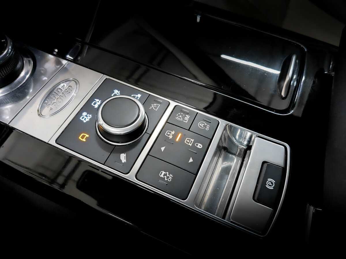 Б/У Лэнд Ровер Дискавери 2018 года. Фото: #26