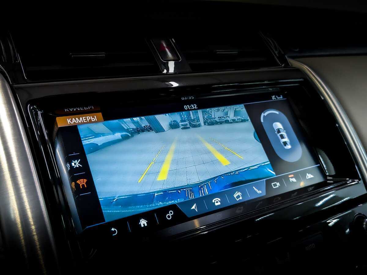 Б/У Лэнд Ровер Дискавери 2018 года. Фото: #27