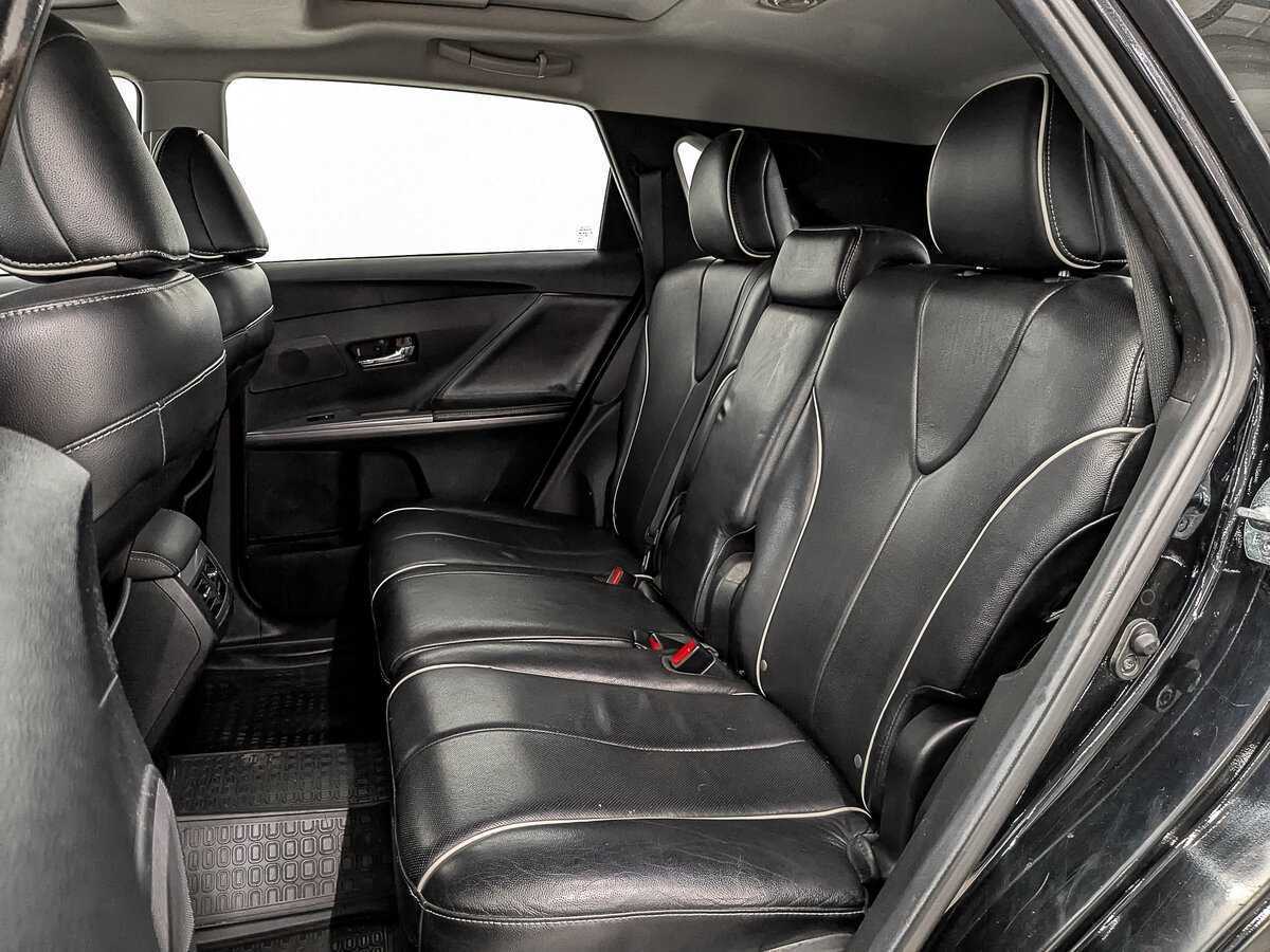 Б/У Тойота Венза 2013 года. Фото: #17