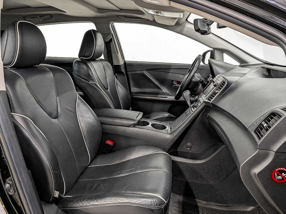 Б/У Тойота Венза 2013 года. Фото: #22