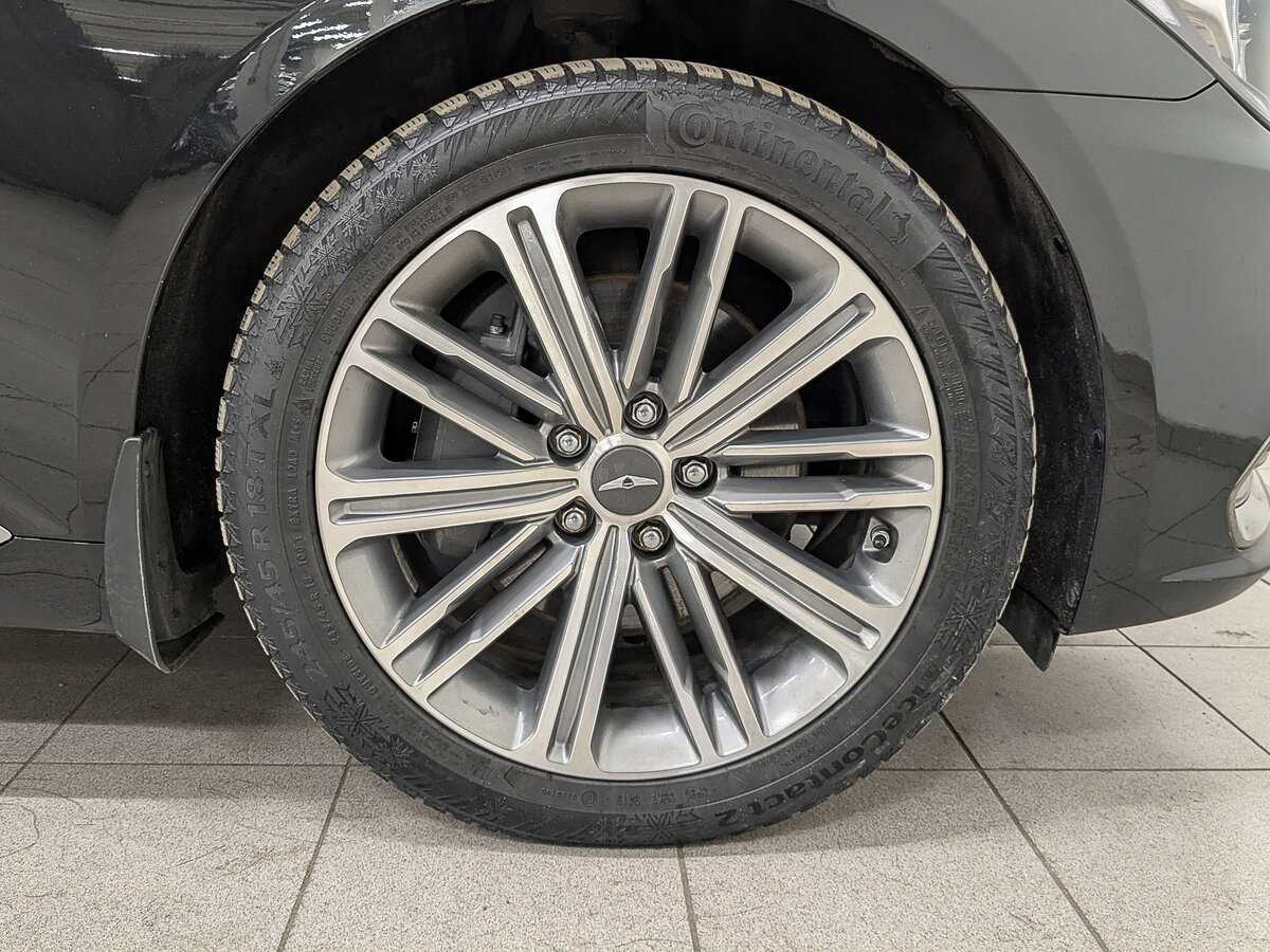 Б/У Генезис Г80 2019 года. Фото: #11