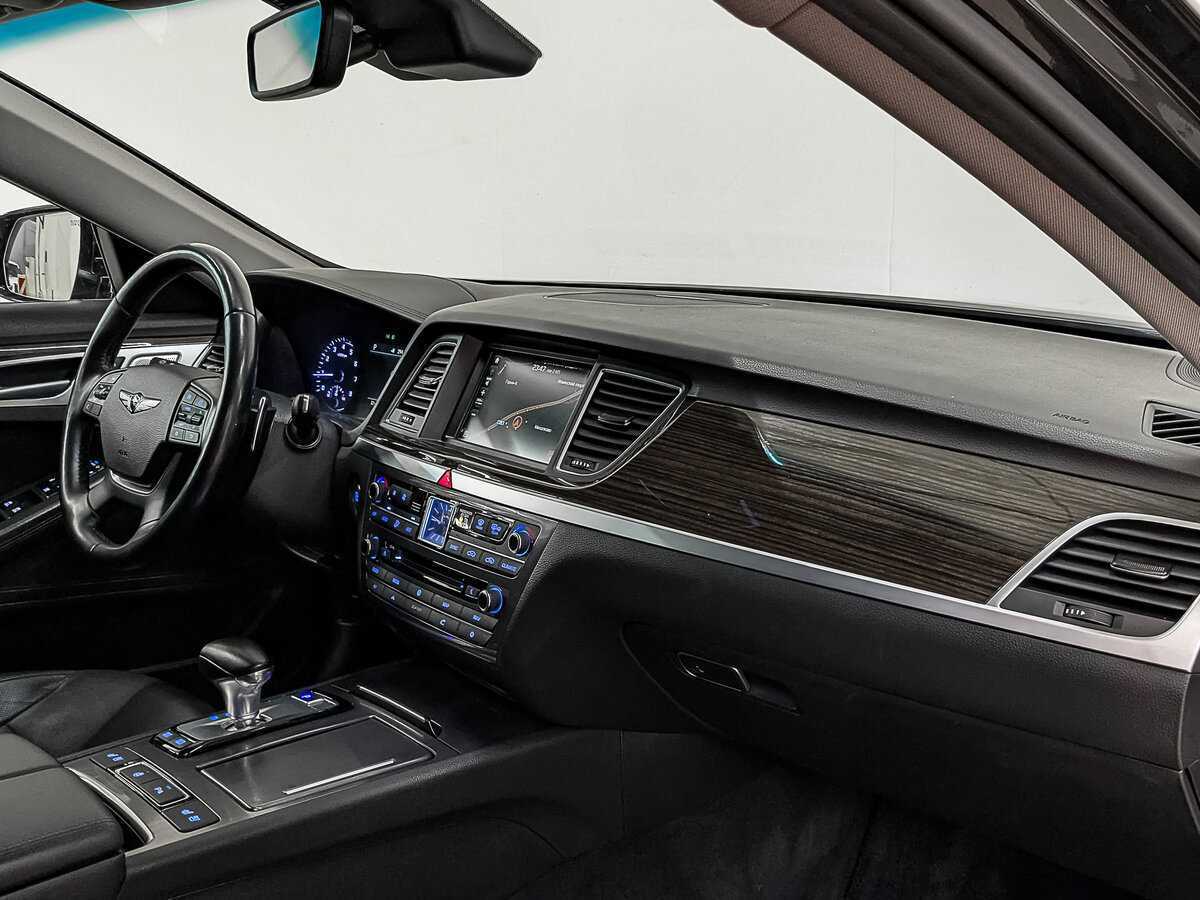 Б/У Генезис Г80 2019 года. Фото: #12