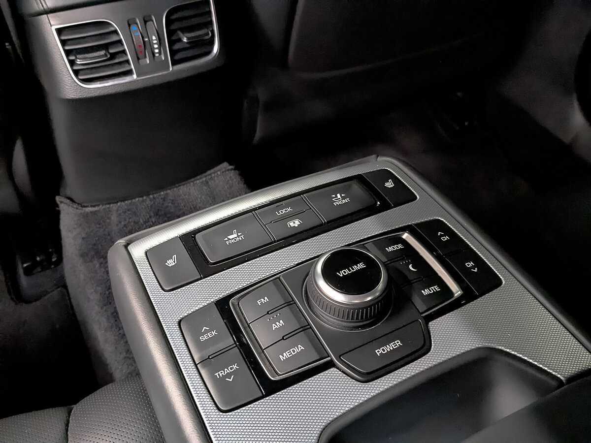 Б/У Генезис Г80 2019 года. Фото: #27