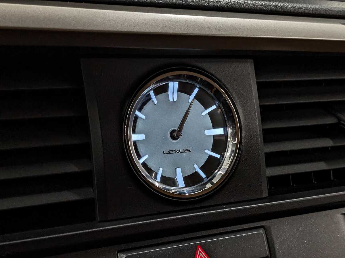 Б/У Лексус Р-Икс 2019 года. Фото: #27