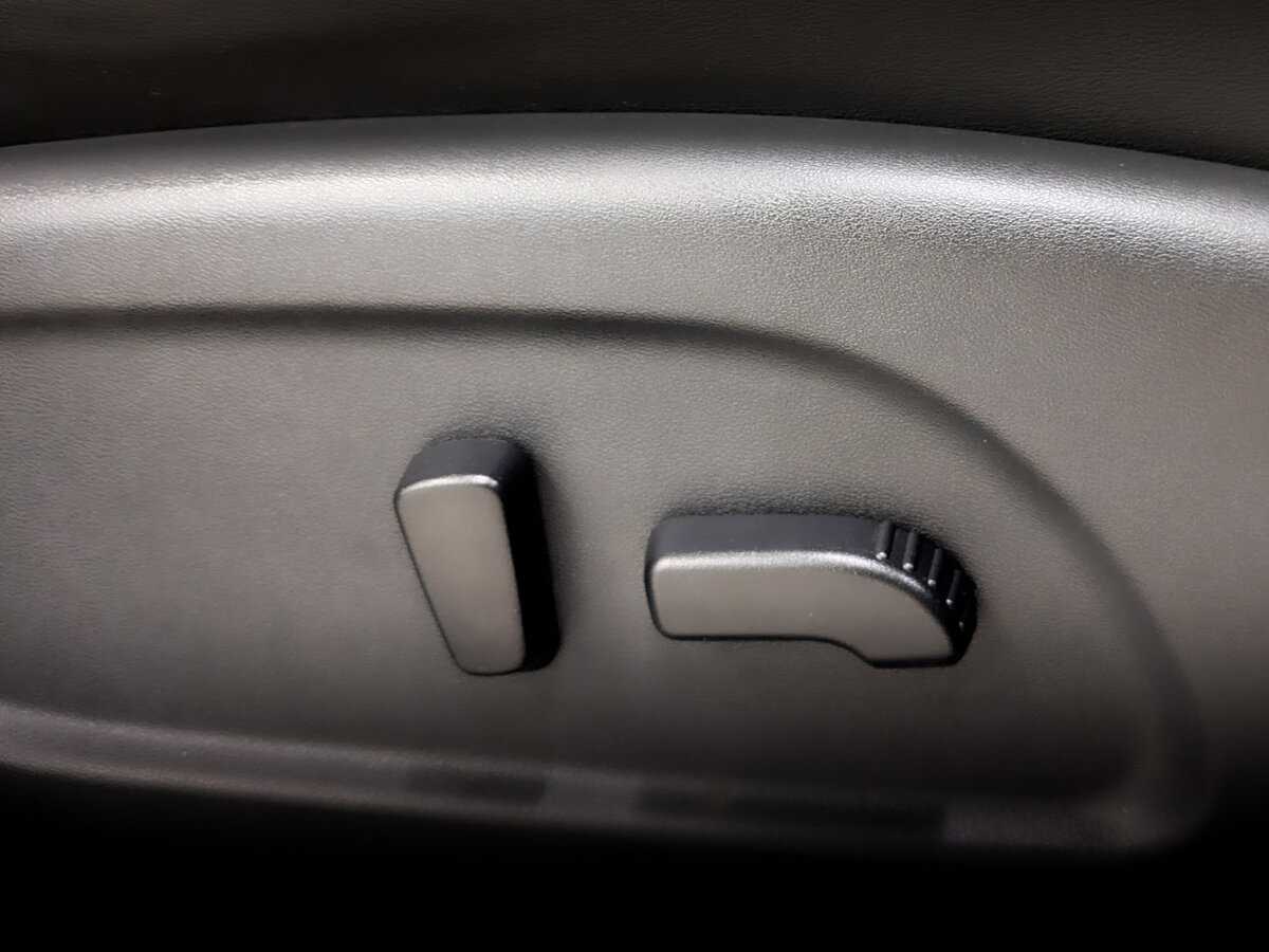 Б/У Инфинити К-Икс60 2018 года. Фото: #23