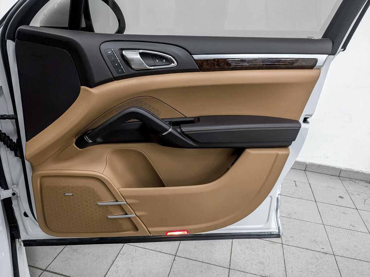 Б/У Порш Кайен 2013 года. Фото: #26