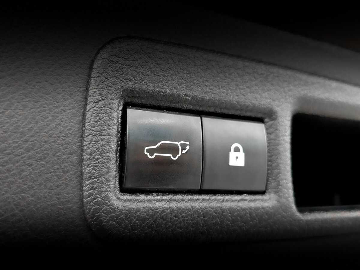 Б/У Лексус Н-Икс 2018 года. Фото: #24