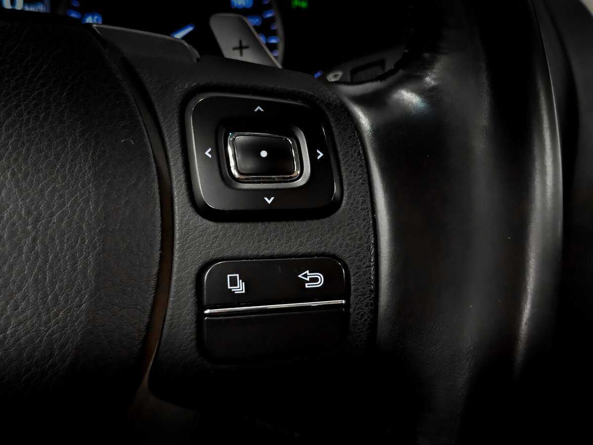 Б/У Лексус Н-Икс 2018 года. Фото: #28