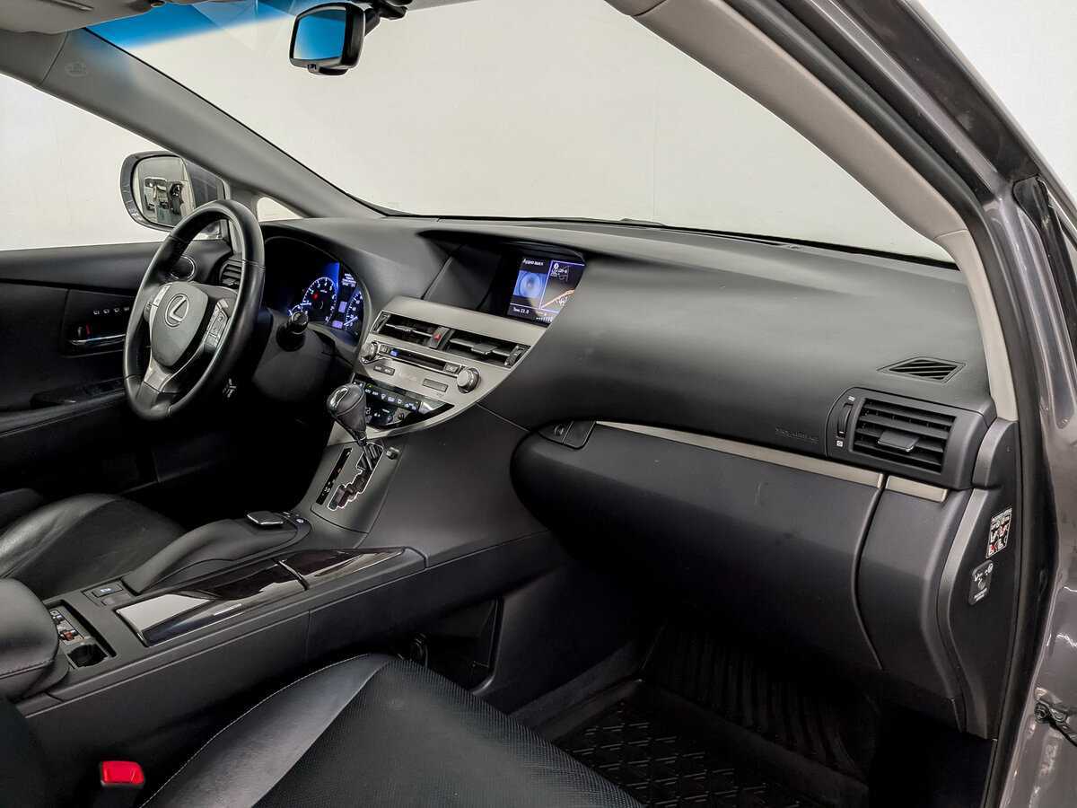 Б/У Лексус Р-Икс 2012 года. Фото: #10